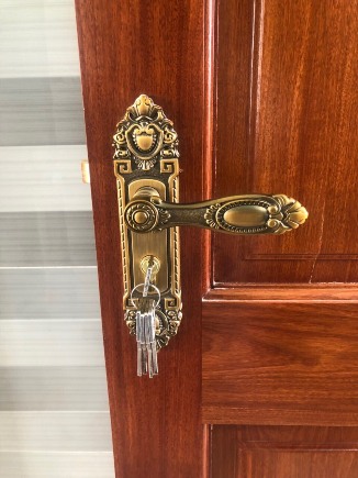 KHÓA ĐỒNG RÊU CỔ ĐIỂN DÙNG CHO CỬA VỆ SINH KHÓA ĐỒNG RÊU CỔ ĐIỂN DÙNG CHO CỬA VỆ SINH