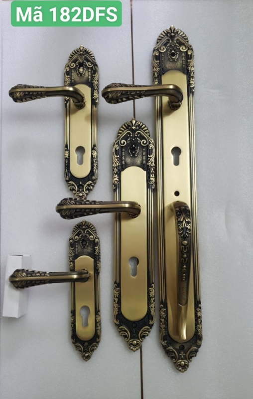 Khoa đồng đúc Rober mã 182DFS Khoa đồng đúc Rober mã 182DFS